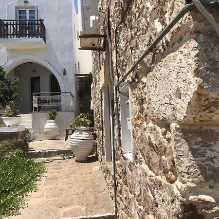Machi's House Historic In Village With Private Parking Plaka (Milos)