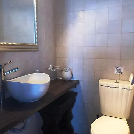 Machi's House Historic In Village With Private Parking 3*