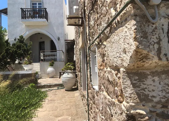 Machi's House Historic In Village With Private Parking Plaka (Milos)