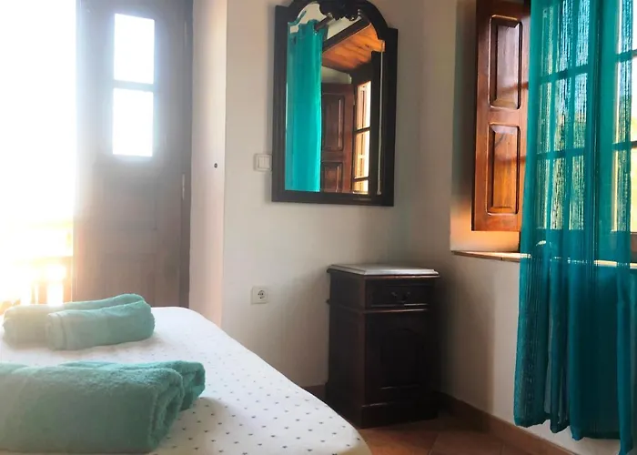 Machi's House Historic In Village With Private Parking