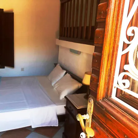 Apart-hotel Machi's House Historic In Village With Private Parking Plaka (Milos)