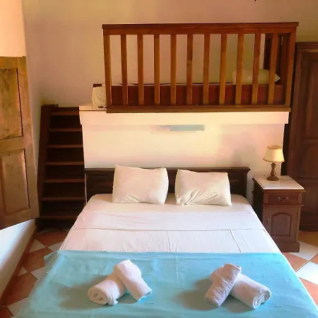 Machi's House Aparthotel