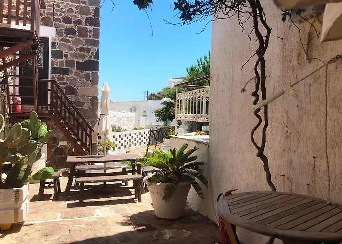 Machi's House Plaka (Milos)